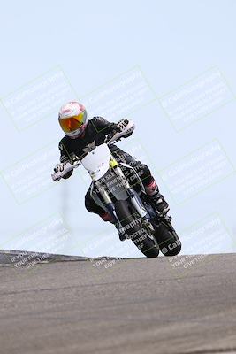 media/May-26-2025-Lets Ride (Mon) [[3bf1de1d65]]/C Group/1140am (Grapevine)/